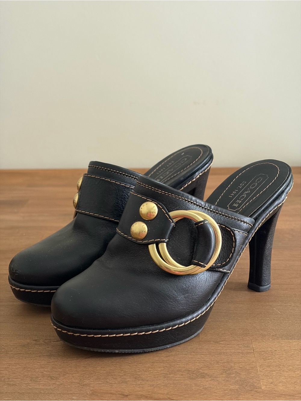 Vintage Coach Black Leather Platform Mules Brass Hardware Made In Italy Size 6.5